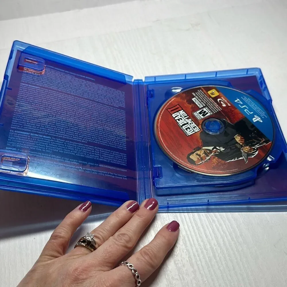 Red Dead Redemption 2 Playstation 4 no Instruction Manual Rated‎ M